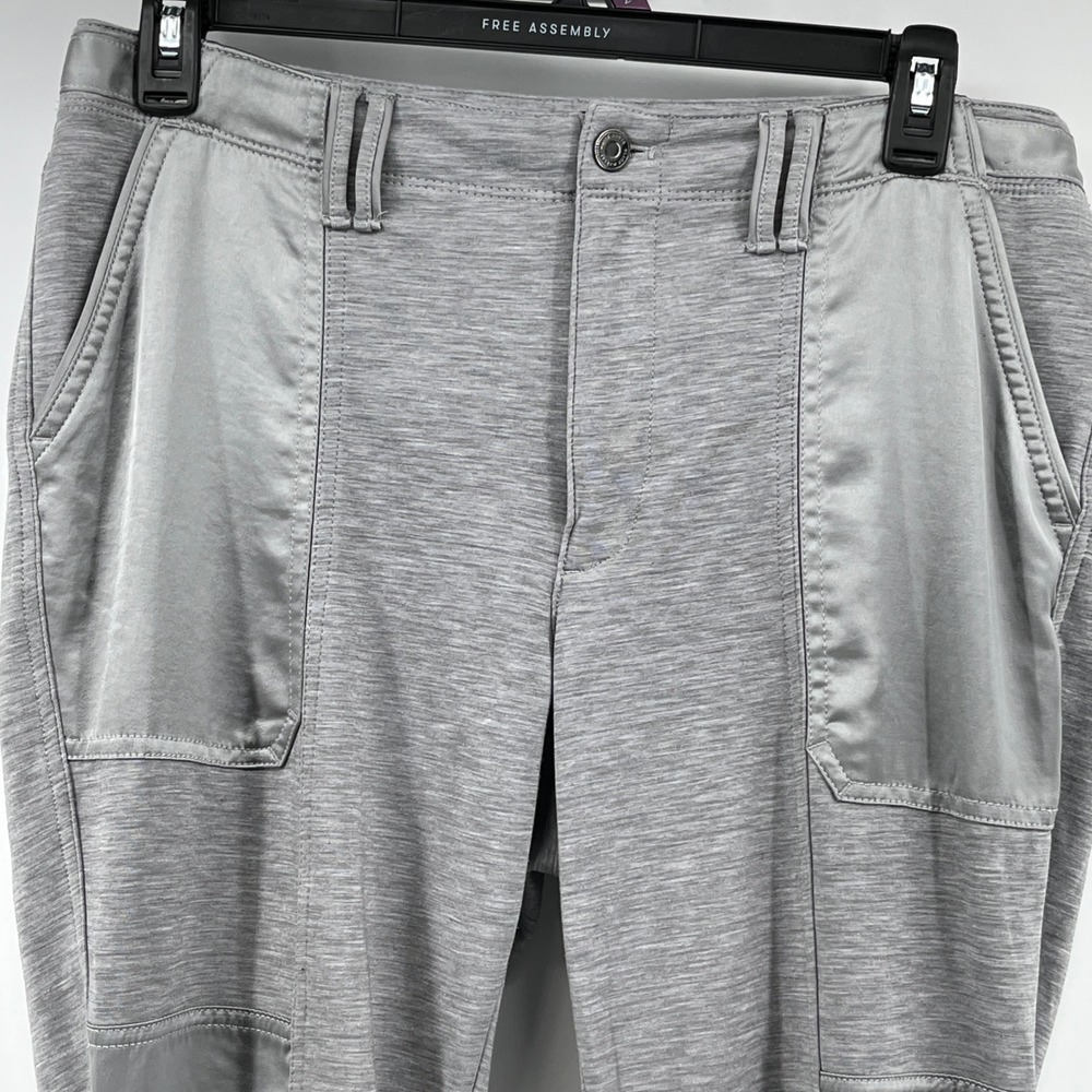 White House Black Market WKND The Straight Crop Gray Satin Trim Pants Size 12 - Picture 3 of 11